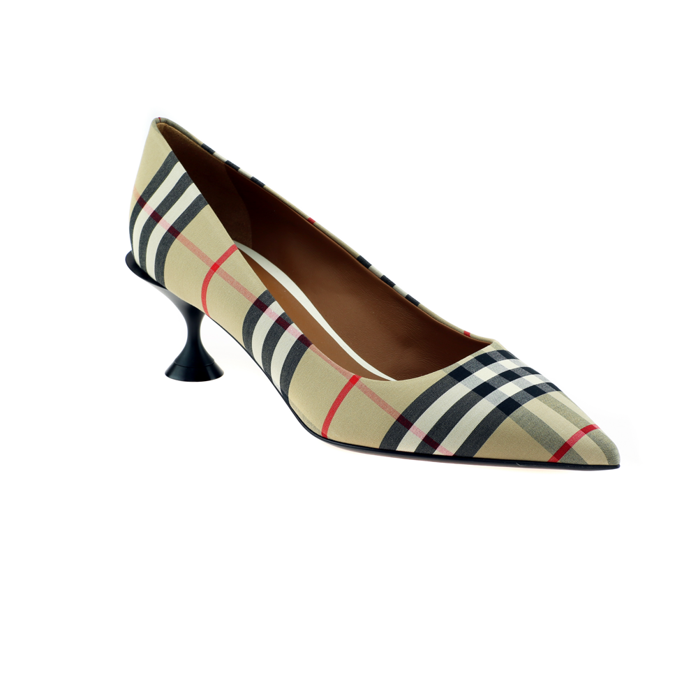 burberry lillyton check pump